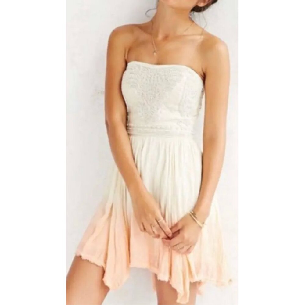 Ecote NWT Pink Sunset Ombré Beaded Mini Dress - Size M